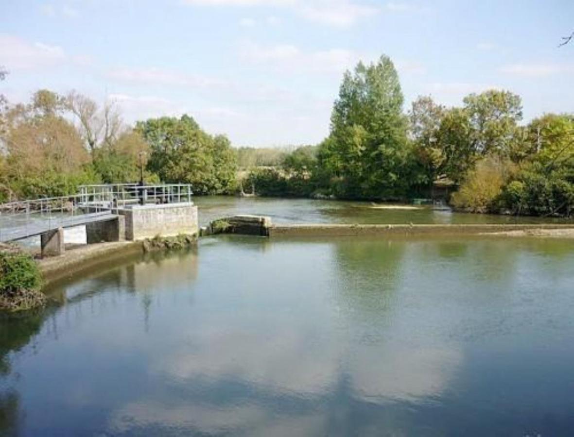 Domaine De La Courbe Ξενοδοχείο Le Lude Εξωτερικό φωτογραφία
